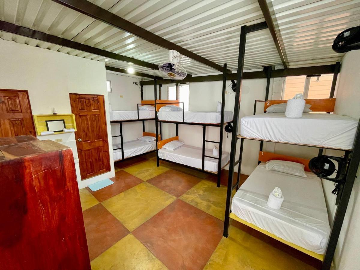 Hostal Inn 2 Flores Dış mekan fotoğraf