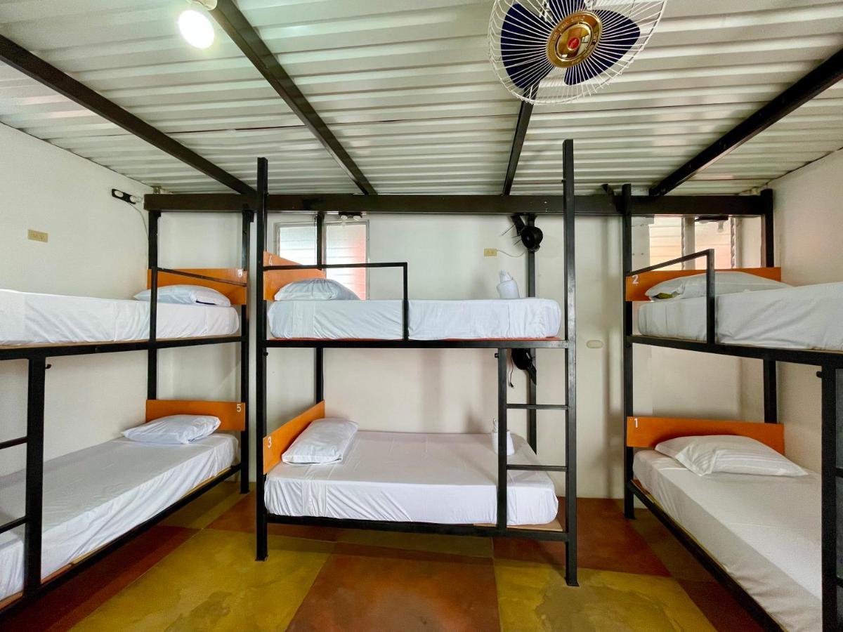 Hostal Inn 2 Flores Dış mekan fotoğraf
