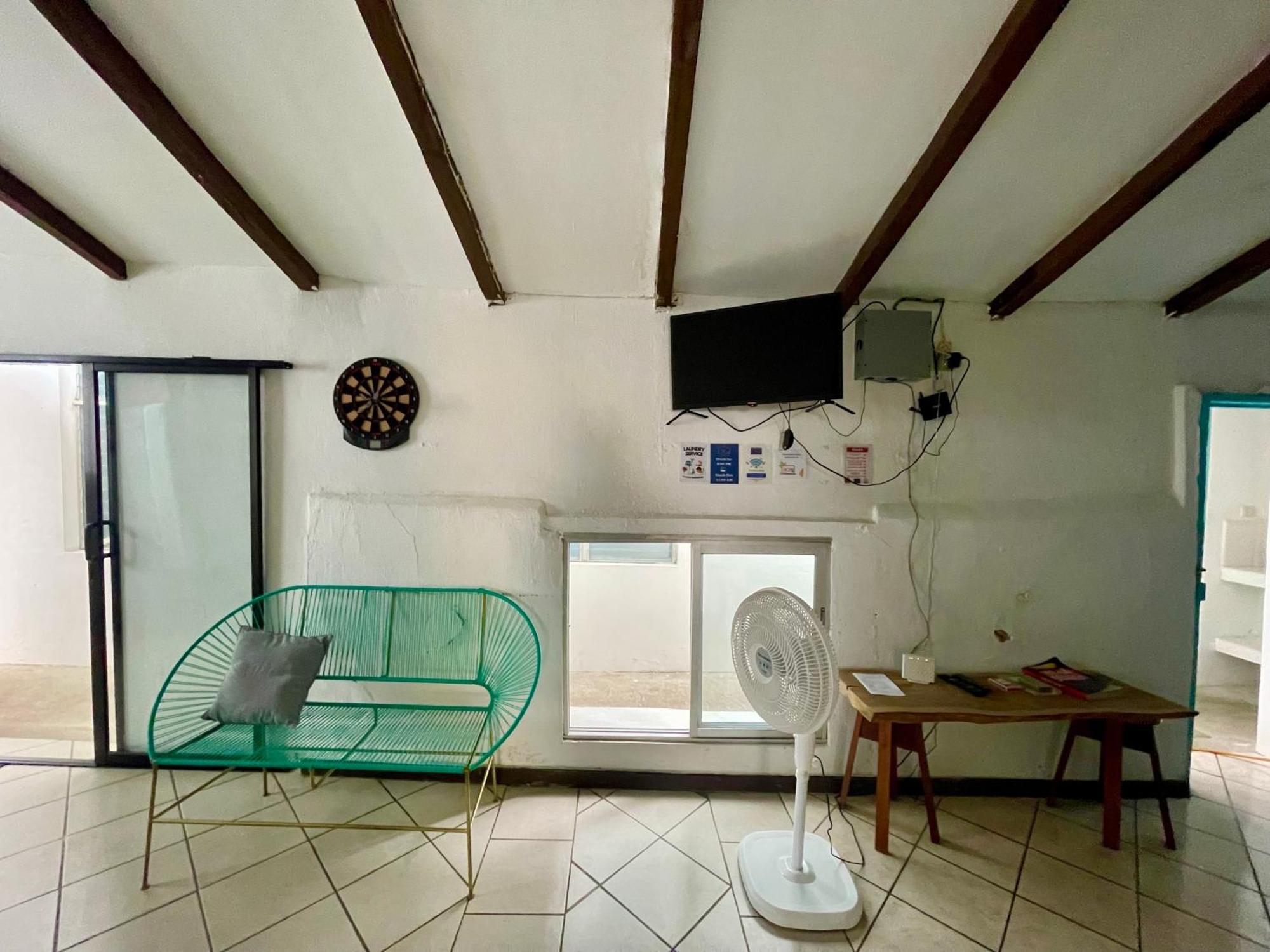 Hostal Inn 2 Flores Dış mekan fotoğraf